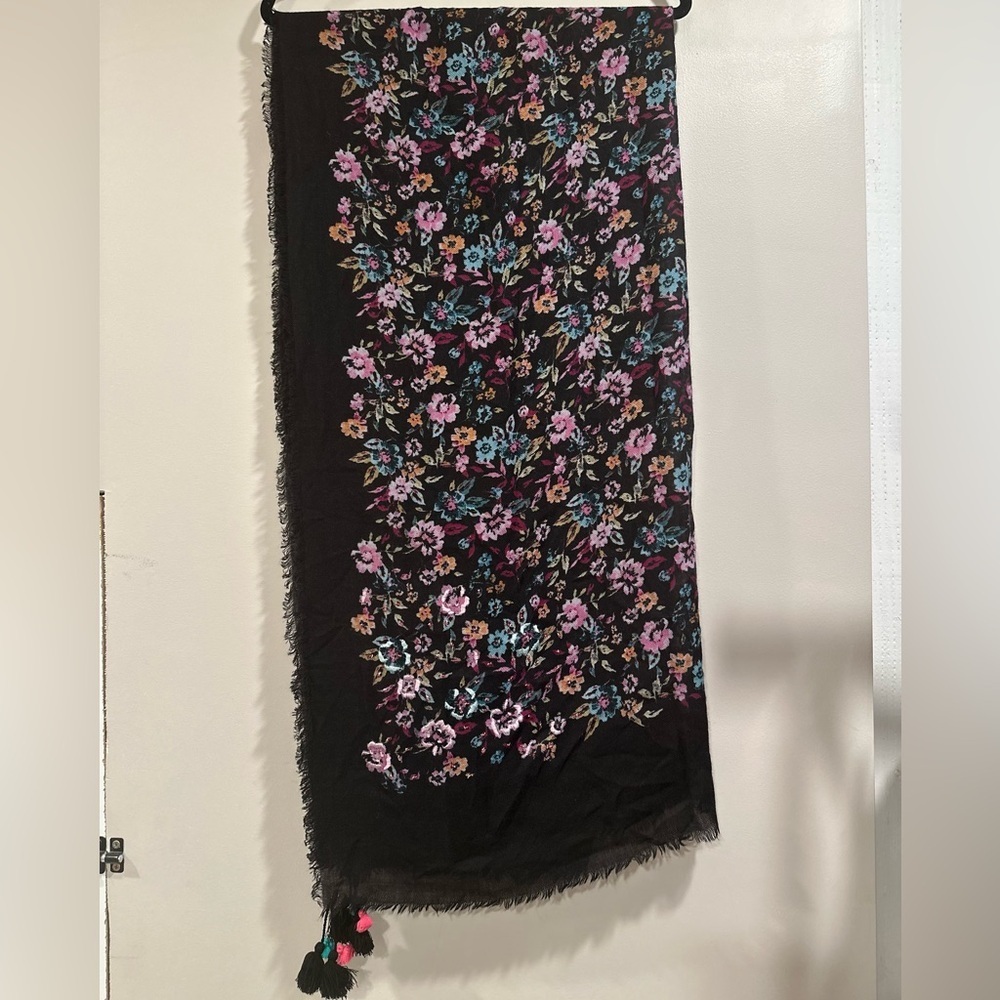 Boho Floral Tassel Scarf – Large Black Pashmina Style Shawl Pink & Blue Flowers - Picture 8 of 17